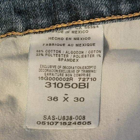 Wrangler Rugged Wear Jeans 36x30 - Picture 4 of 4